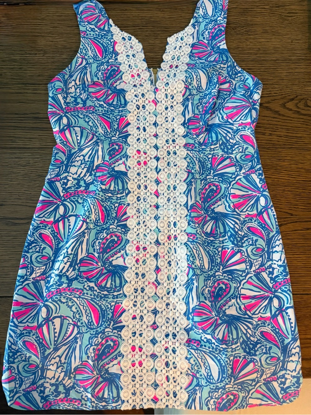 Lilly Pulitzer for Target shift dress Size 12  but fits like a 10